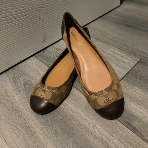 Signature Coach flats